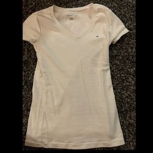 white v neck tommy Hilfiger size XS